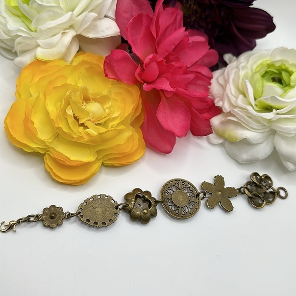 Bronzed Gold Gemstone Bracelet Antiqued Details NEW! - Picture 2 of 8